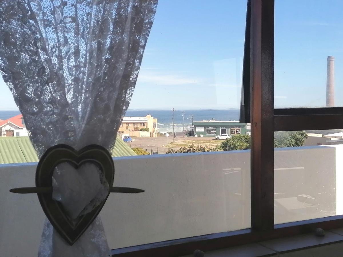 Bokkomblommetjie Lambertʼs Bay エクステリア 写真