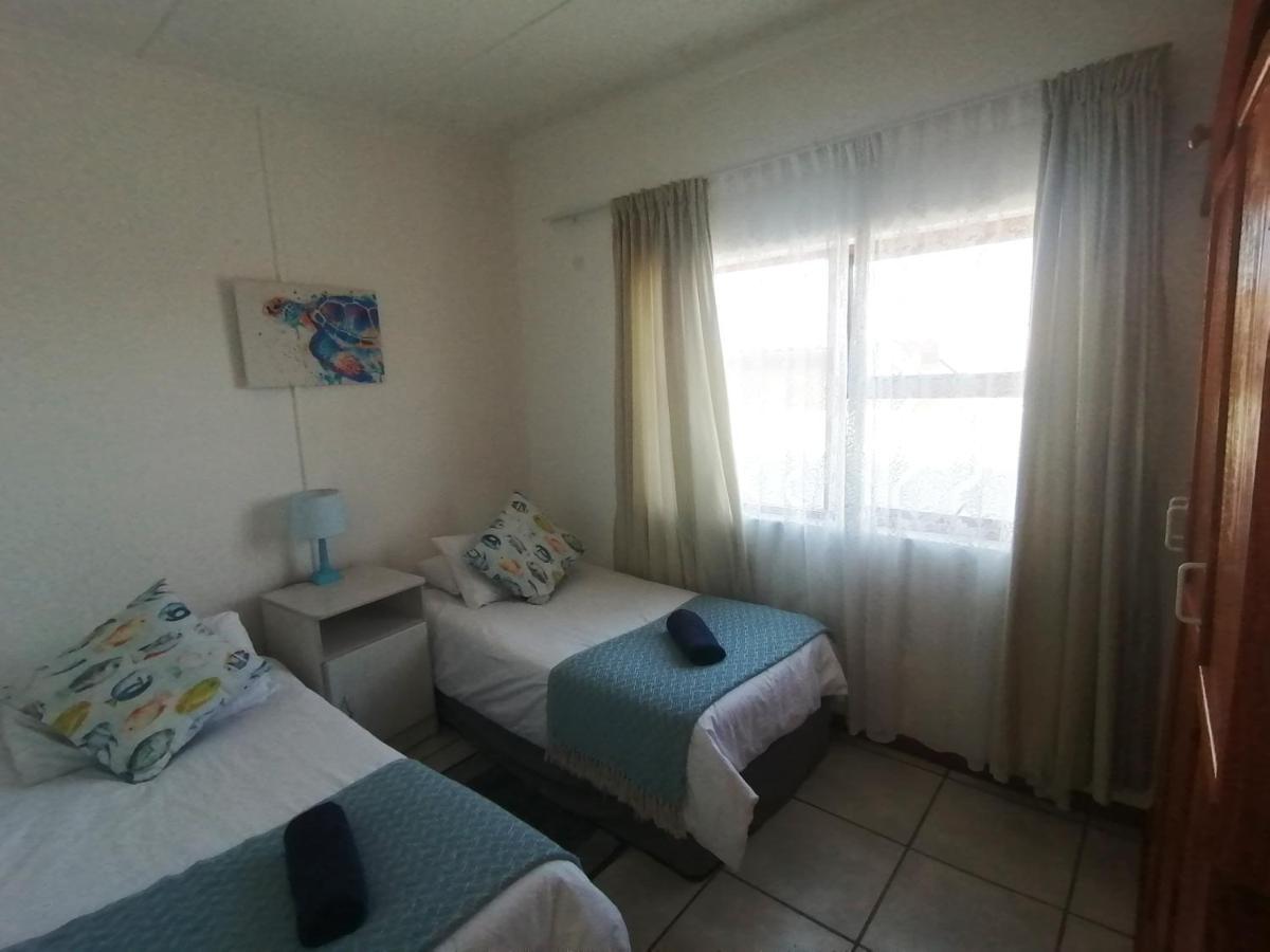 Bokkomblommetjie Lambertʼs Bay エクステリア 写真